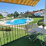 Corner Penthouse Sleeps 4 With Parking Apartmán *