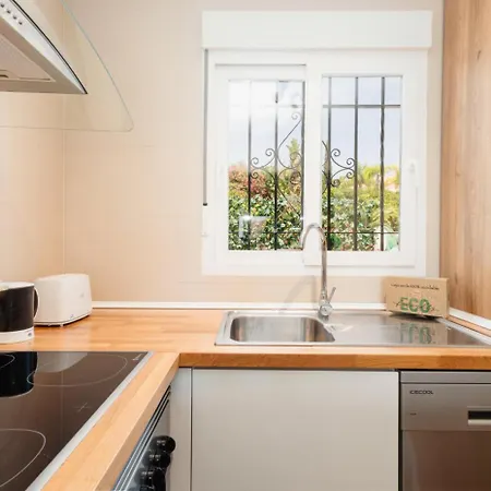 Appartamento Penthouse - Sleeps 4 - Pool - Parking - Golf Club