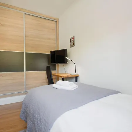 Penthouse - Sleeps 4 - Pool - Parking - Golf Club Appartamento